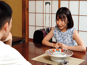 パイパン田舎美少女～姪っ子を待ち伏せる叔父～ちびっ子かな143cm　サンプル画像02